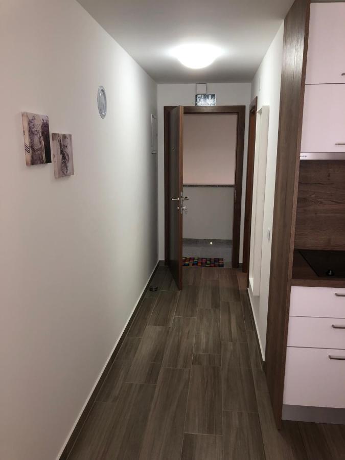 Apartmani Gavran Сукошан Екстер'єр фото